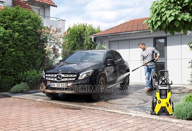 công suất máy xịt rửa xe karcher k5