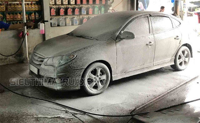 dung dịch rửa xe không chạm