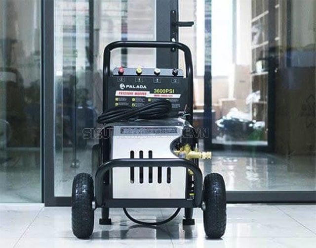 giá máy rửa xe 3 pha