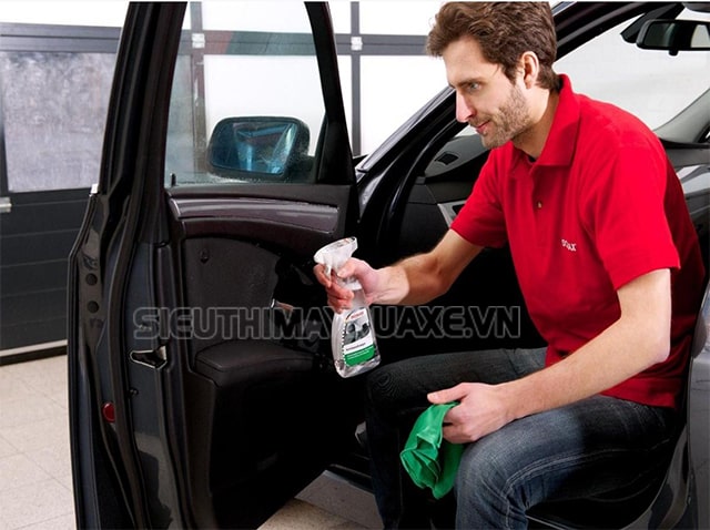 Cách sử dụng nước rửa xe Sonax dạng xịt