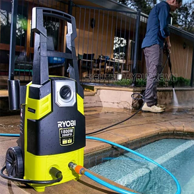 máy phun rửa xe ryobi