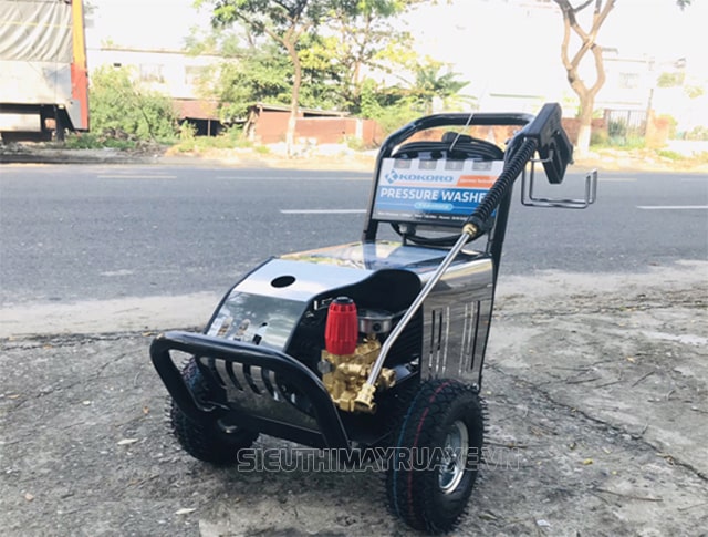 máy rửa xe cao áp 3 pha Kokoro T3100M
