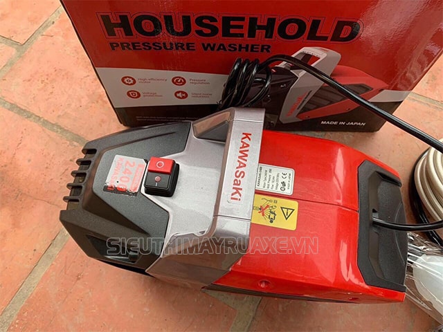 Máy rửa xe Kawasaki 2400w