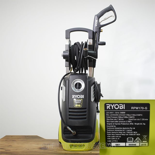 Máy rửa xe Ryobi 2400w
