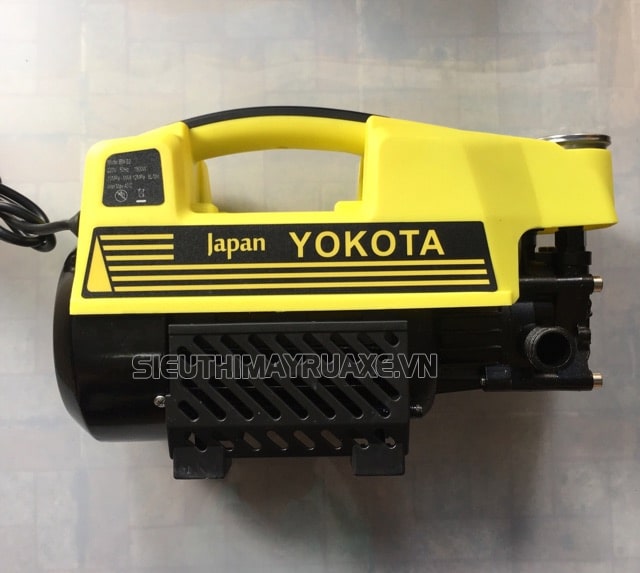Máy rửa xe Yokota 2400w
