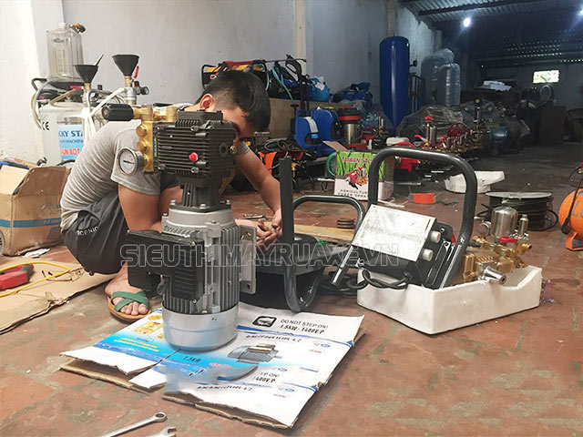 máy rửa xe bị yếu nước