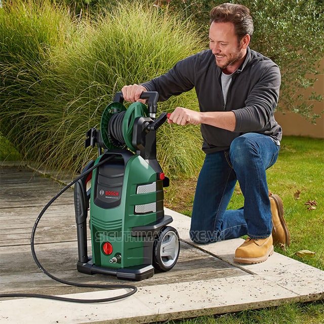 máy rửa xe của đức Bosch Advanced Aquatak 160