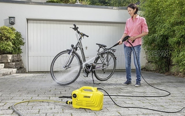 Máy rửa xe Karcher K2 Classic của Đức