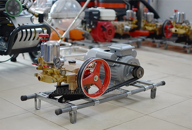 máy rửa xe dây đai giá rẻ