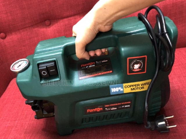máy rửa xe fanton
