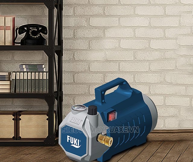 máy rửa xe fuki F20