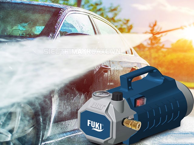 máy rửa xe fuki