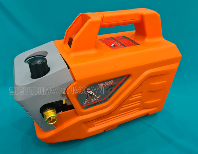 máy rửa xe Sumo TW3200