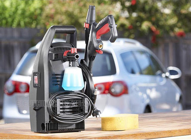 máy rửa xe hàng nội địa úc