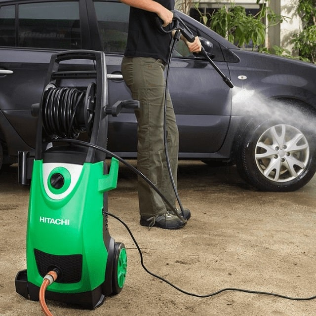 máy rửa xe hitachi có tốt không