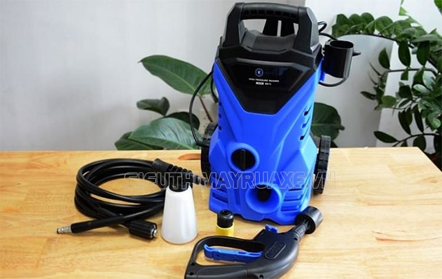 Máy rửa xe Kachi của Việt Nam
