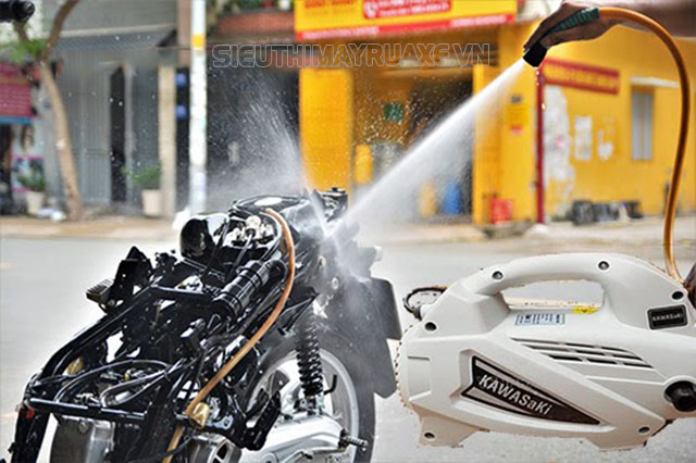 máy rửa xe kawasaki nhật bản
