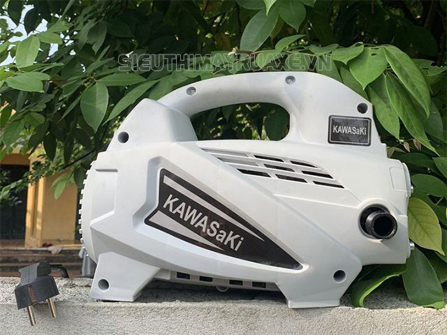 máy rửa xe kawasaki