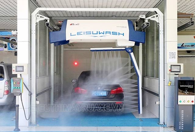 máy rửa xe leisuwash tự động