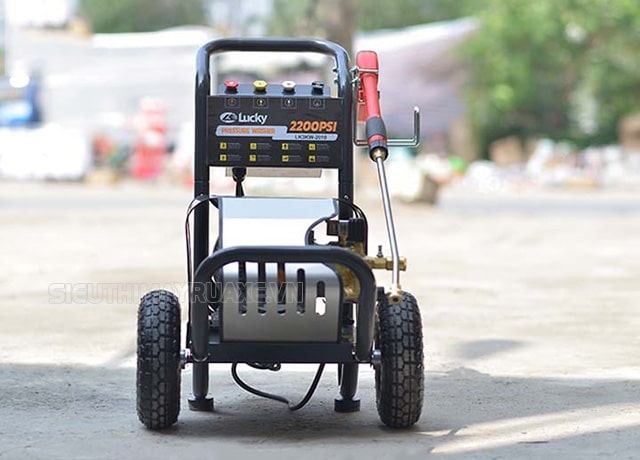Model máy rửa xe lucky 2200PSI