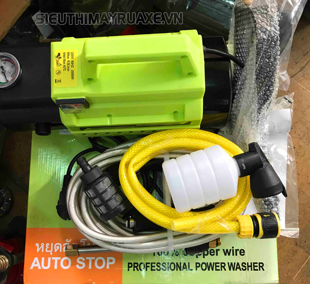 máy rửa xe Sumo 2000W