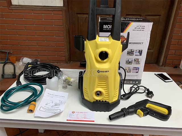 Máy rửa xe Momen 2000w