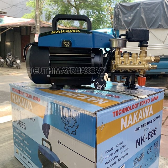 Máy rửa xe Nakawa 686 2100W