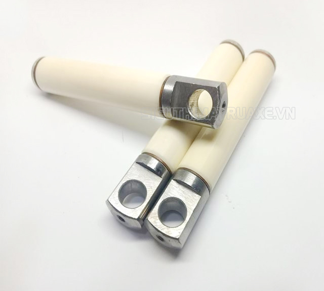 máy rửa xe piston sứ