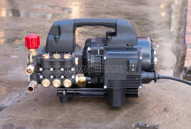 Máy rửa xe Projet model P1600