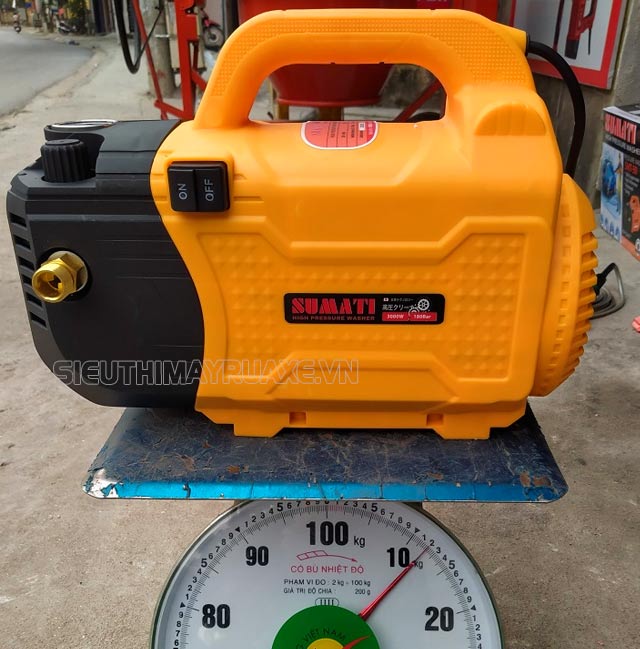 máy xịt rửa xe Sumati SMT-30