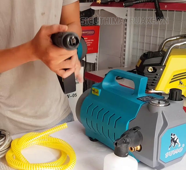 máy rửa xe Sumo TW-05 2300W