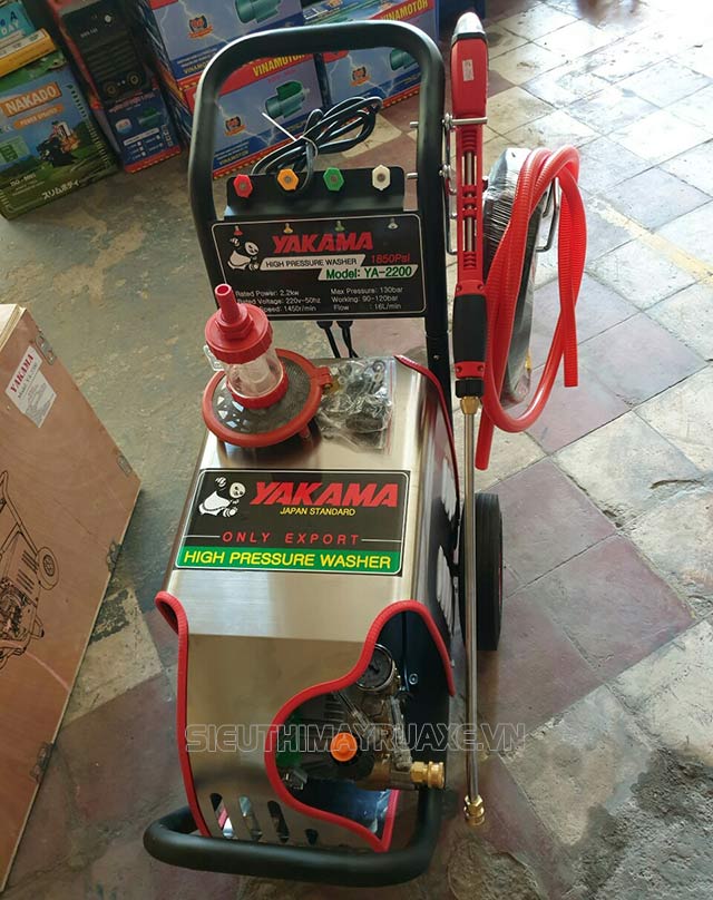 máy rửa xe yakama YA-2200