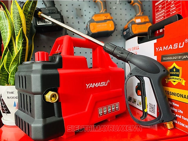 máy rửa xe yamasu 2500w