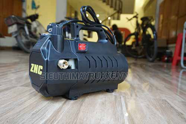 máy rửa xe znc nhỏ gọn