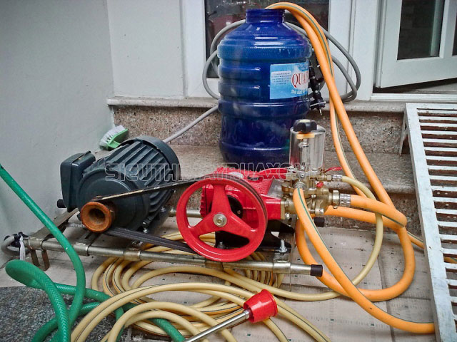 máy xịt rửa xe bị yếu