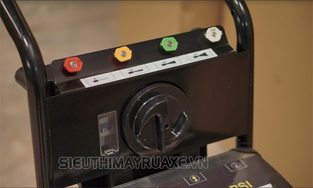 Máy xịt rửa xe Kumisai 20M36-7.5T4