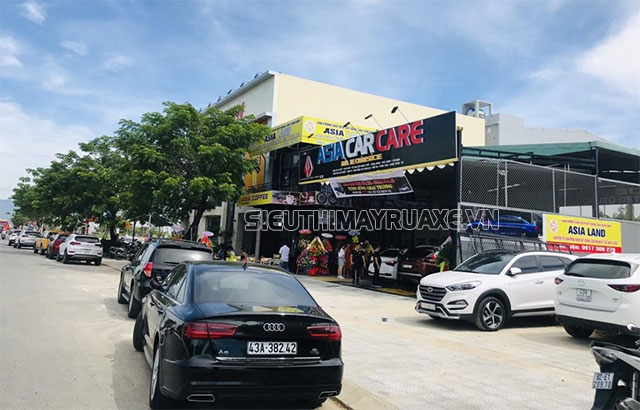 mở tiệm cafe rửa xe