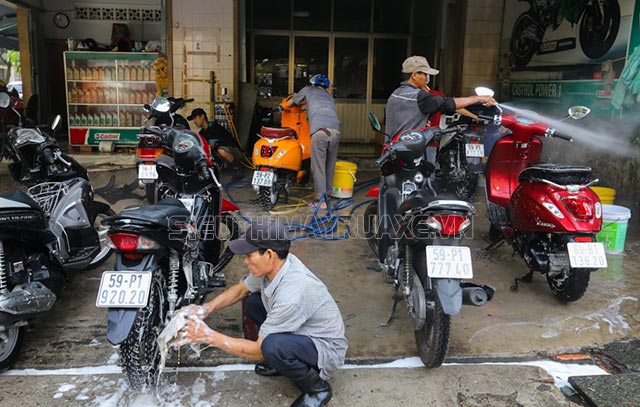 mở tiệm rửa xe máy