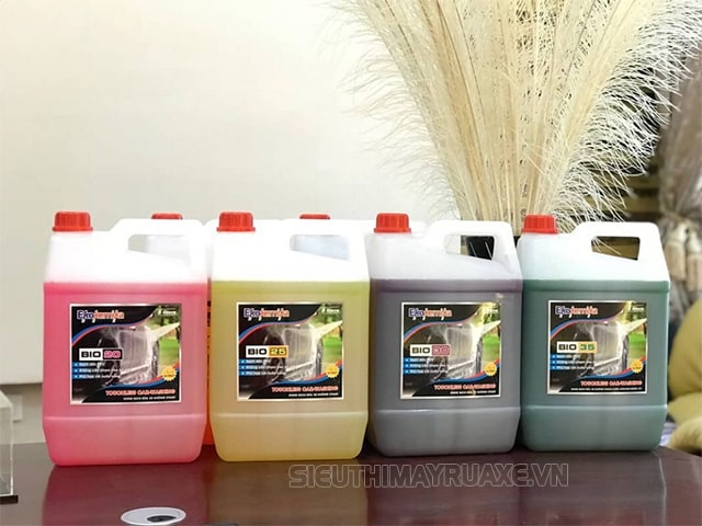Nước rửa xe máy Ekokemika đến từ Ý