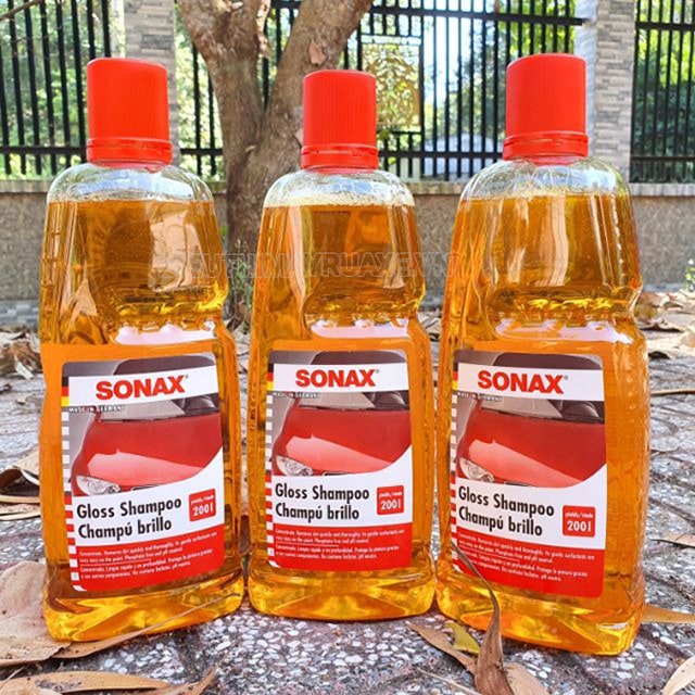 nước rửa xe ô tô sonax