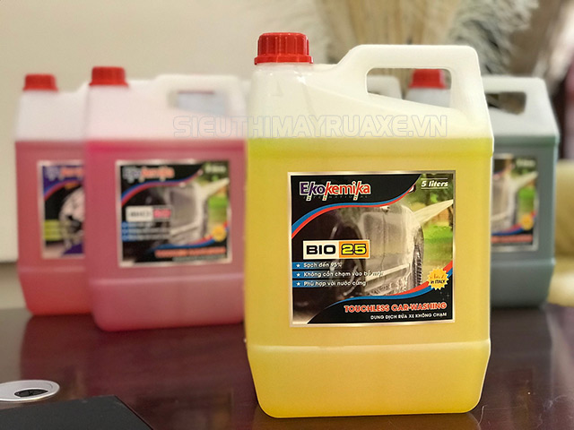 nước xà phòng rửa xe ekokemika