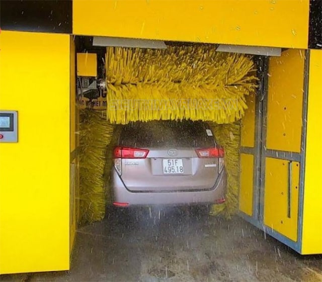 Quy trình rửa xe của hệ thống rửa xe thông minh diễn ra như thế nào?