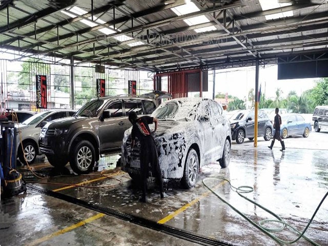 rửa xe ô tô bến tre