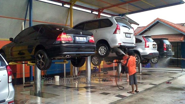 rửa xe ô tô bình dương