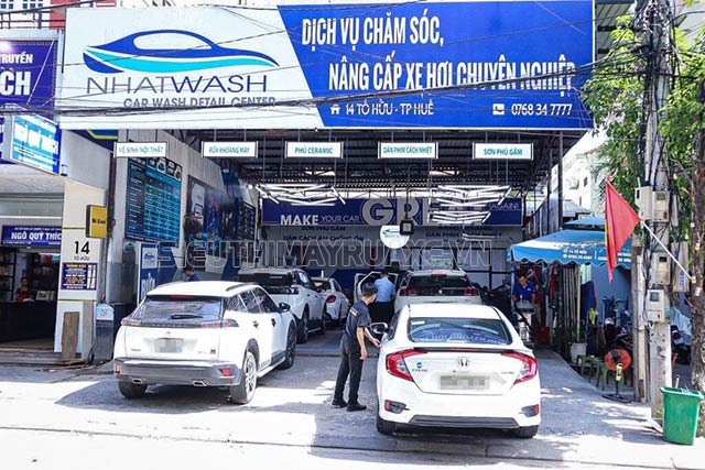 rửa xe ô tô huế