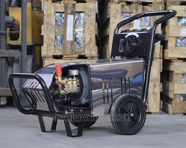 sản phẩm máy rửa xe hà tĩnh