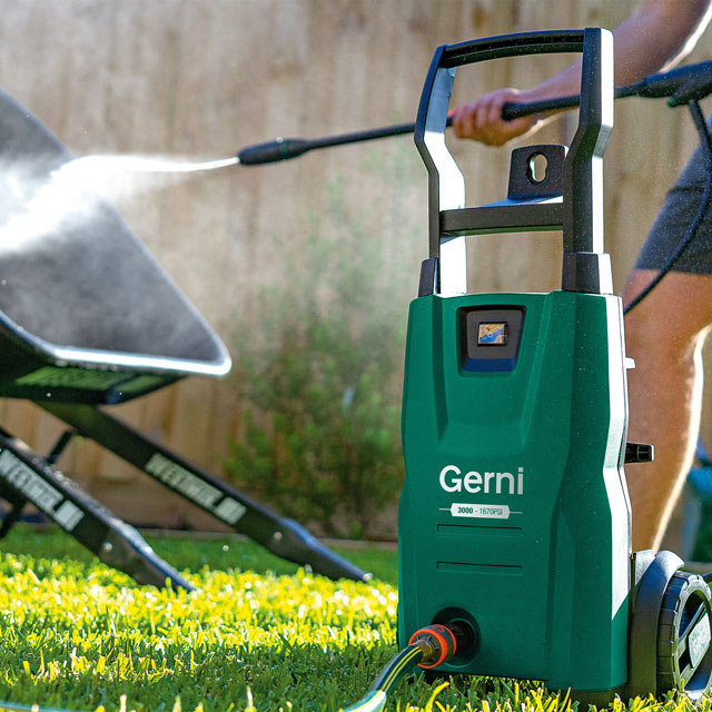 sửu dụng máy rửa xe gerni