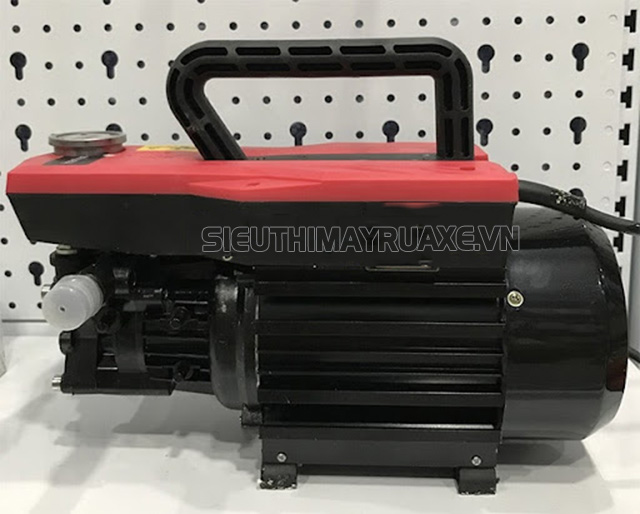 sử dụng máy rửa xe hantex