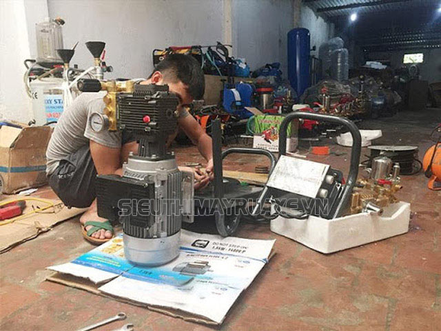 sửa máy rửa xe bị giật
